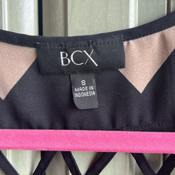 BCX Chevron Small Blouse - Picture 3 of 3